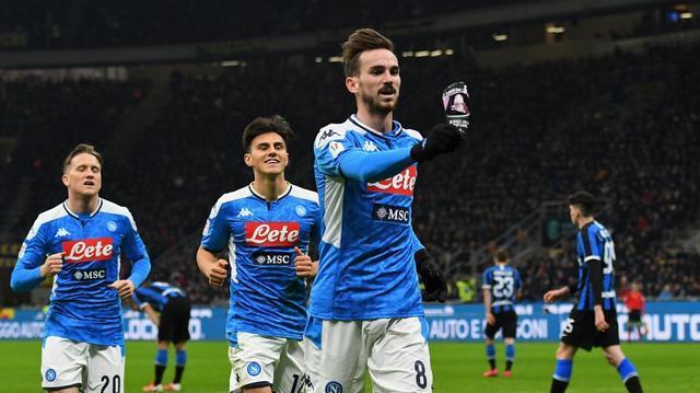 那不勒斯虽然在意甲上游,但是也无缘欧冠区