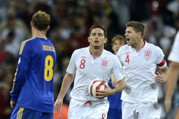 个人能力兰帕德更强一分,团队贡献杰拉德更强