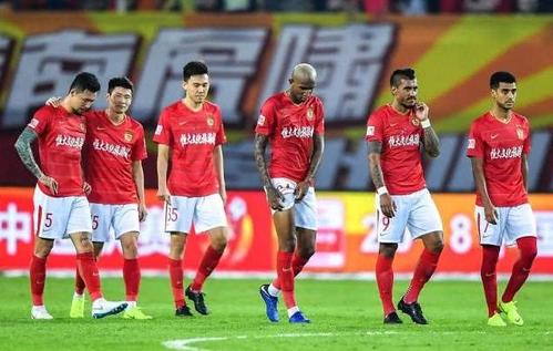 在刚刚结束的赛季,广州恒大也获得中超冠军