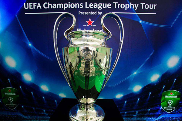 <a href=/zuqiujingsai/ouguan/ target=_blank class=infotextkey>欧冠</a>冠军奖杯