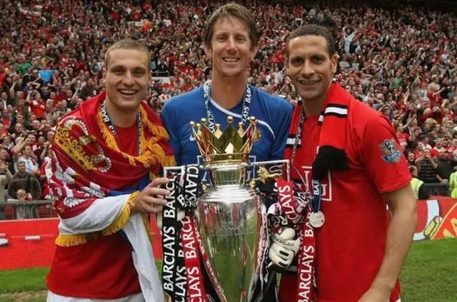 曼联获得的次数最多,高达13次英超冠军