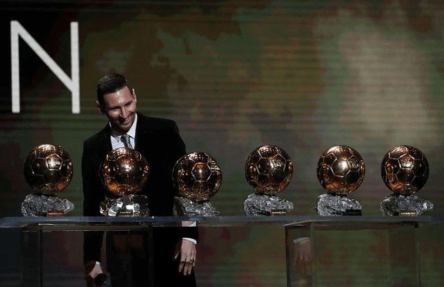 <a href=/suoyouqiuxing/zuqiujingsai/119.html target=_blank class=infotextkey>梅西</a>金球奖也拿到手软