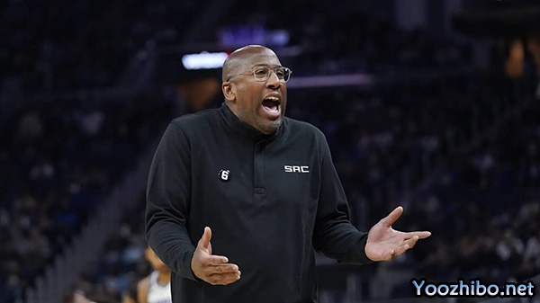 2008-09赛季NBA最佳教练迈克-布朗:荣耀与挑战并存