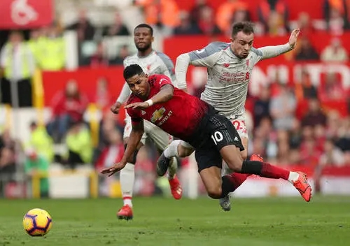 利物浦曼联为什么是死敌?曼联与利物浦恩怨有那么重吗?